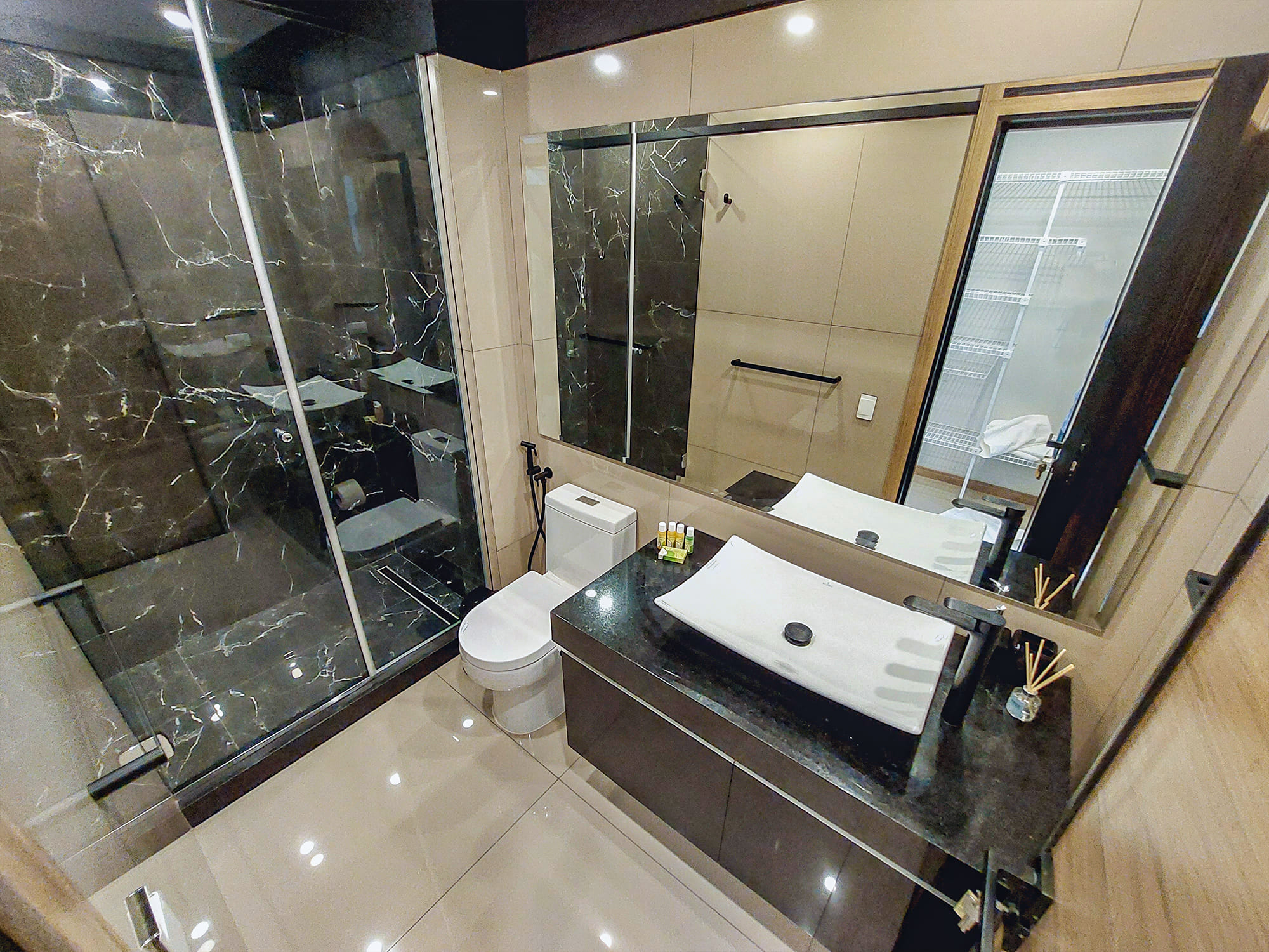 Sunny Views: Espacio sofisticado